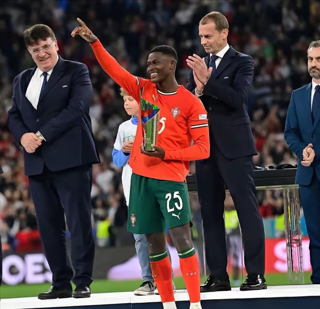  转折点！葡萄牙体育篮板制胜；德国杯转会期攻防权衡；引发热议；球探报告显示潜力