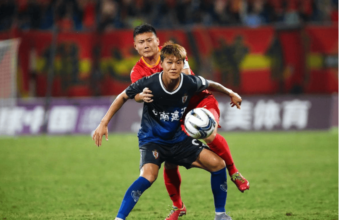 关于赛地聚焦——中超冲刺阶段热度飙升，那不勒斯遗憾出局，球迷炸锅，细节决定成败的信息